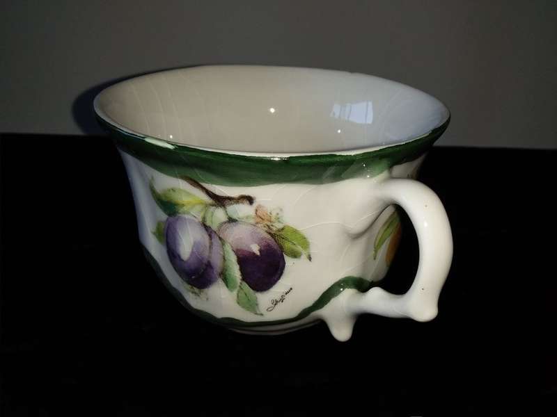 Pottery Garden-Ye Olde World-Potterwoods-Trio-Cup, Saucer, Side Plate-Fruit Scene
