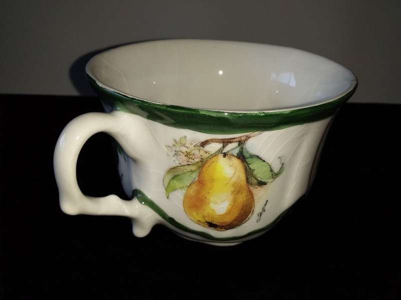 Pottery Garden-Ye Olde World-Potterwoods-Trio-Cup, Saucer, Side Plate-Fruit Scene