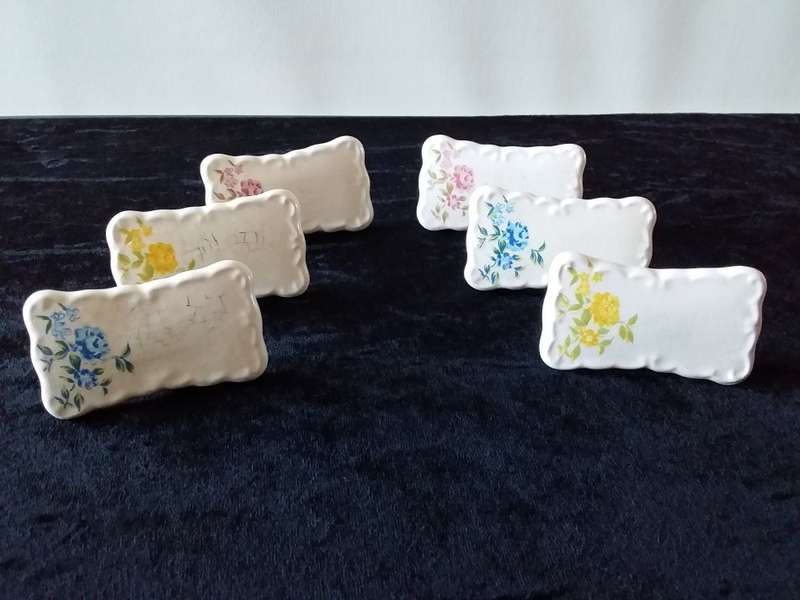 Place Name Setting- Table Holders x 6