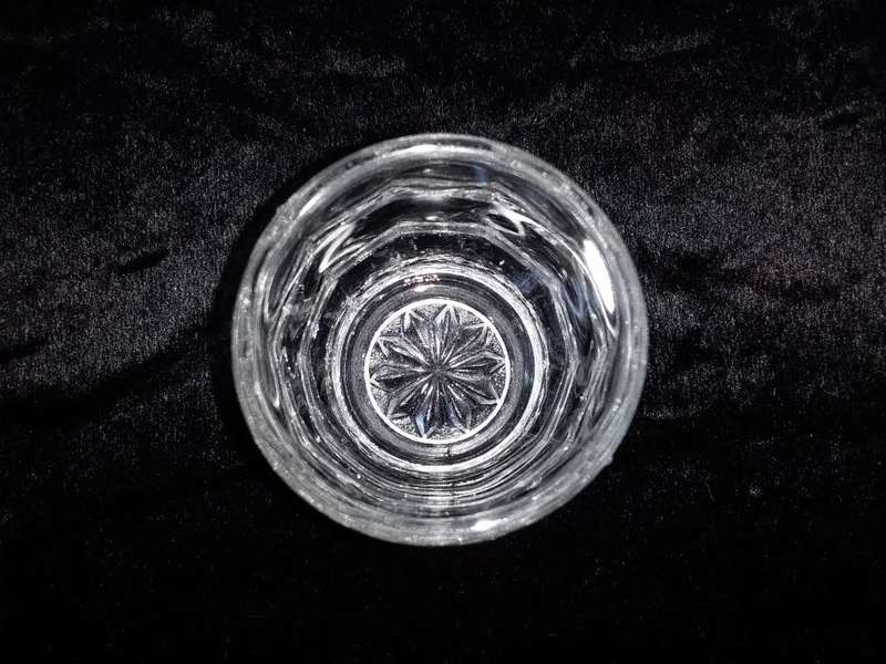 1 x Small Glass Container with lid