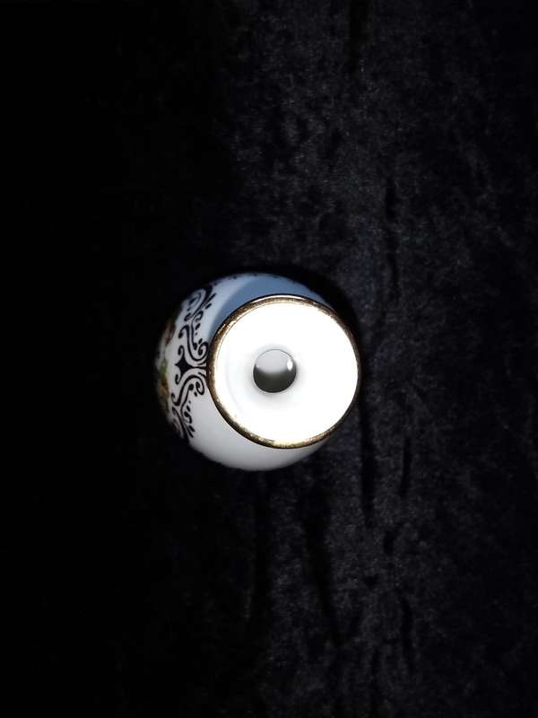 Ornament-Vase -SEVE -AVEC PATES ET EMAUX DE LIMOGES