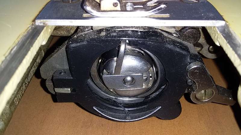 Singer 237 - Sewing Machine with Foot Peddle YN-40+PARVALUX Sewing Machine Motor - Collectible