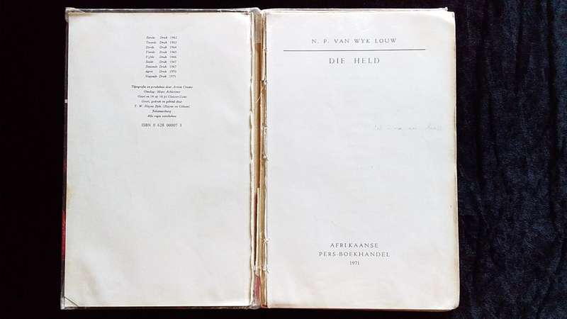 Book- N.P. Van Wyk Louw- Die Held-1971-37 Pages