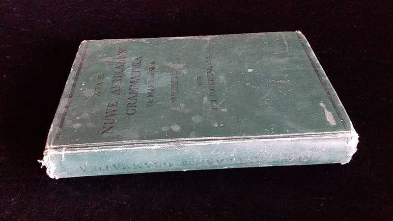 Book- 1940- Juta se Nuwe Afrikaanse Grammatika- D.J. Potgieter- 297 Pages 5th Issue, 2nd Printing
