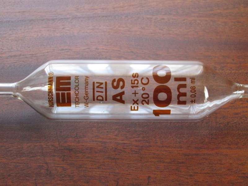 HIRSCHMANN  EM Techcolor W Germany 100ML . Scientific Instrument Laboratory Equipment