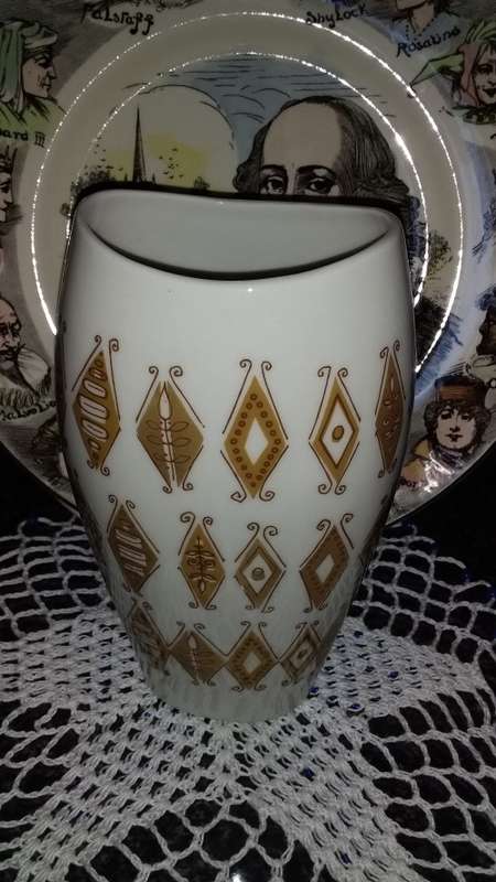 Royal Bavaria-KM-Germany-Collectable-Vintage-Porcelain-Vase-