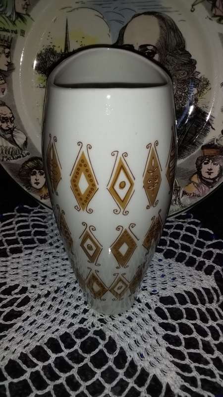 Royal Bavaria-KM-Germany-Collectable-Vintage-Porcelain-Vase-