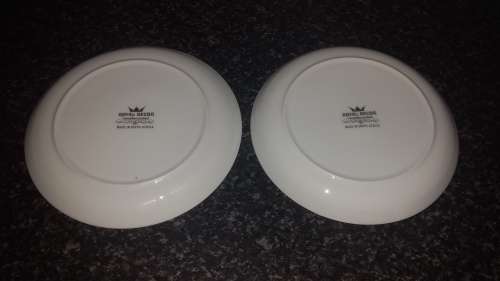 2 x Display Plates-Royal Decor-Handdecorated-Made In South Africa-Collectable-Vintage