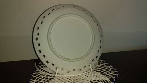 Vintage pierced rim display plate with painted fruit on.
