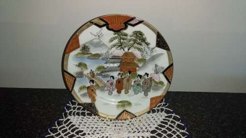 oriental style Vintage-Collectable-Display Plate-No Name