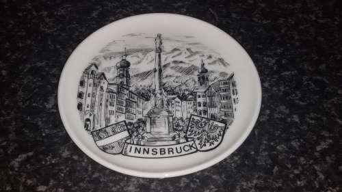 Vintage-Collectable-Small Display Plate-Klagenfurt-Austria-Kurt Willner 9.5cm Diameter
