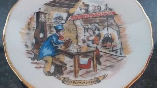 Vintage-Collectable-Small Display Plate-Veritable Porcelaine-Normandie