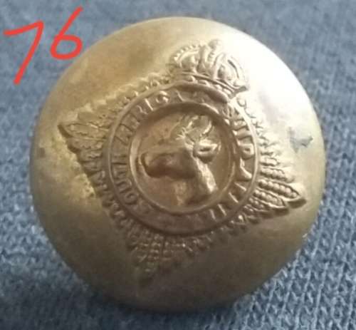 Antiques-Vintage-Collectable-Button