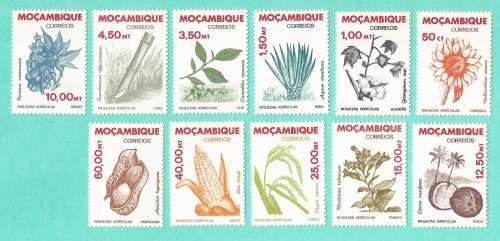 Mozambique 1981 Agricultural Resources -MNH-Thematic-Flora
