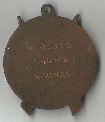 City of Edinburgh & Midlothian Rifle Association badge 1949 Division 3 - 6 Scales