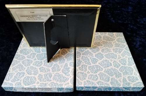 `BIJOU MOTTO` Photo Frame-F.W. Hannah Ltd. No B.M. 143-Made in Great Britain.