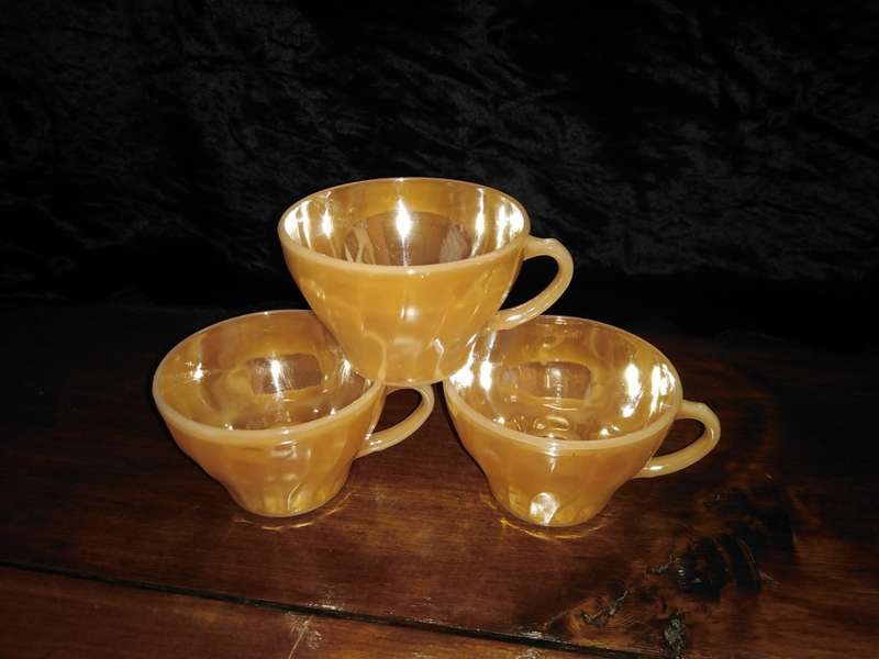Fire-King Glass 1950s Vintage Anchor Hocking Peach Lusterware 3 x Teacups