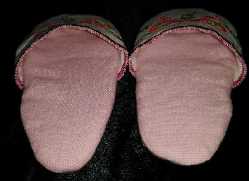 Embroidered slippers for a baby