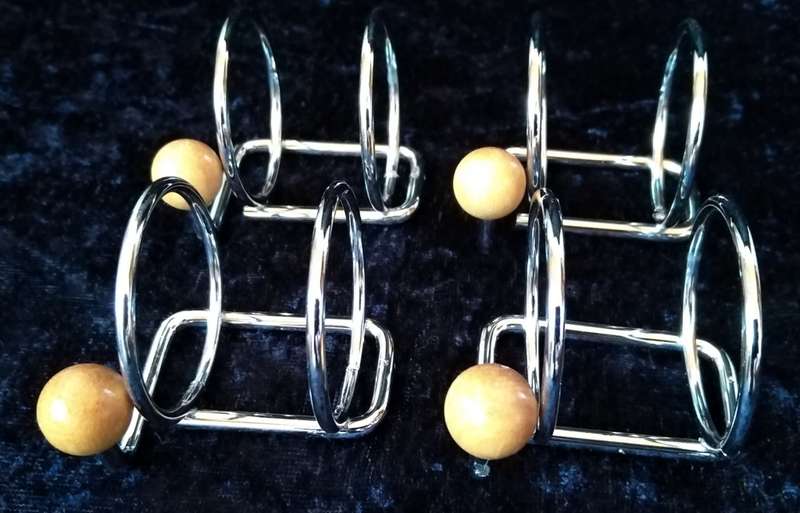 Boxed set of Wood and Chrome Napkin Serviette rings