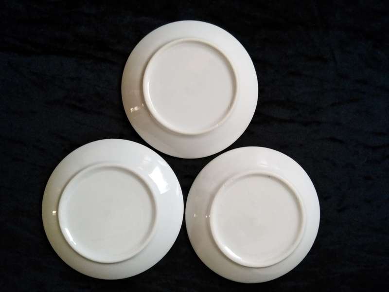 Set of 3 London Themed small display plates 10cm Diameter