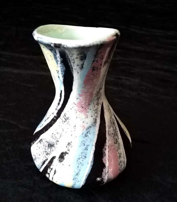 West German Vase with handle - Pink, Black and White 537-12. 13.5cm high