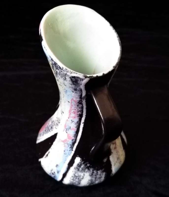 West German Vase with handle - Pink, Black and White 537-12. 13.5cm high