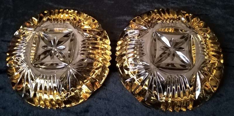 Pair of yellow Ashtrays
