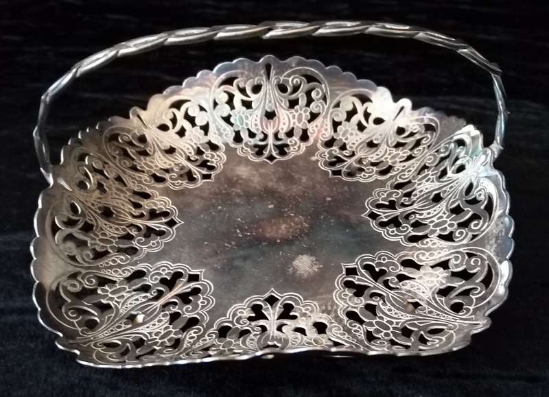 EBCO EPNS dish with handle