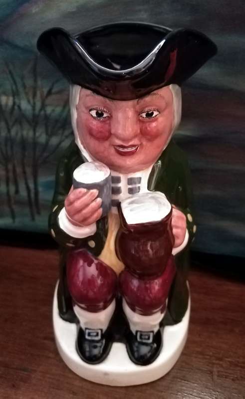 Fielding`s Musical Jug. Musical component is not functioning. Jug is in perfect condition