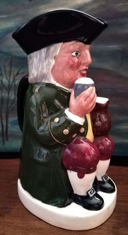 Fielding`s Musical Jug. Musical component is not functioning. Jug is in perfect condition