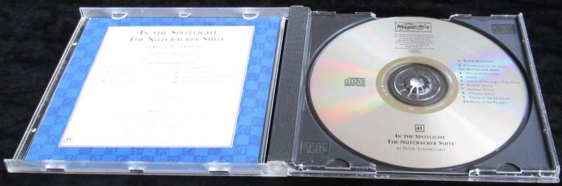 1996-Collectible-The Magical Music Box-No41-Magazine + CD. In the spotlight. Sold As Is.