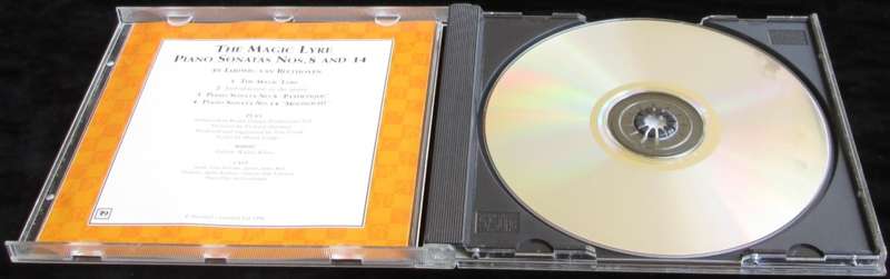 1996-Collectible-The Magical Music Box-No39-Magazine + CD. The Magic Lyre. Sold As Is.