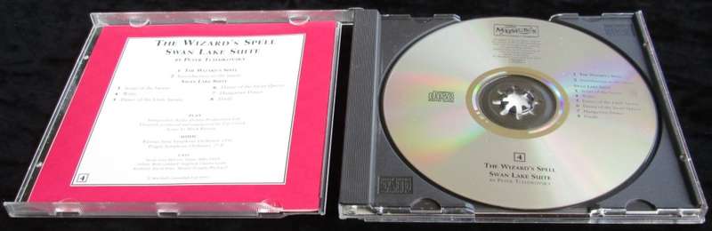1995-Collectible-The Magical Music Box-No4-Magazine + CD. The Wizard`s Spell. Sold As Is.