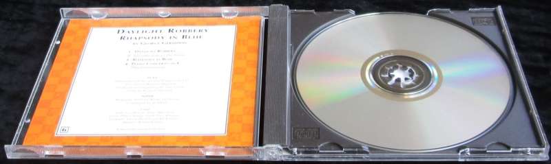 1995-Collectible-The Magical Music Box-No6-Magazine + CD. Daylight Robbery. Sold As Is.
