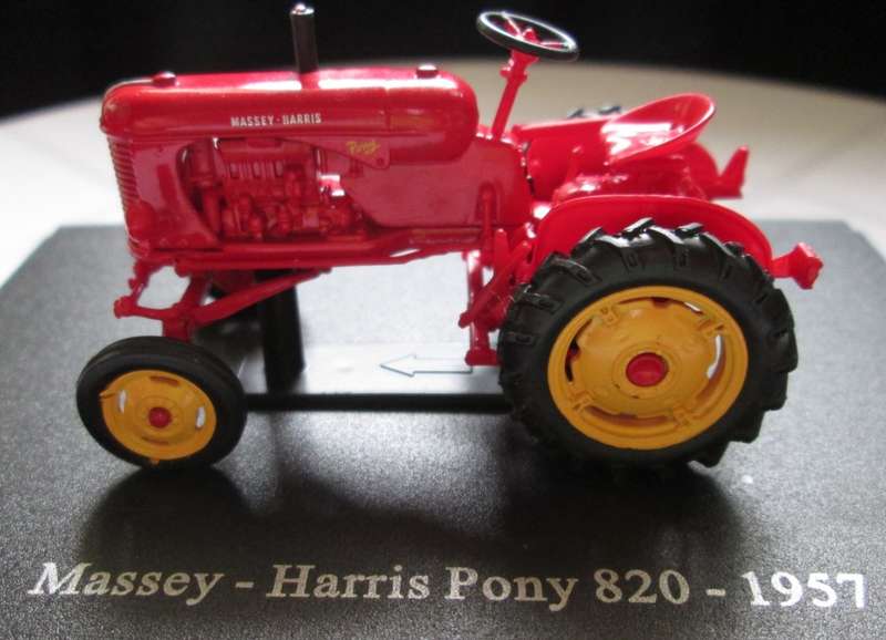 Scale Model-Tractor-Massey Harris Pony 820-1957