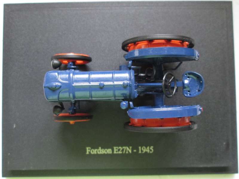 Scale Model-Tractor-Fordson E27N-1945-Blue
