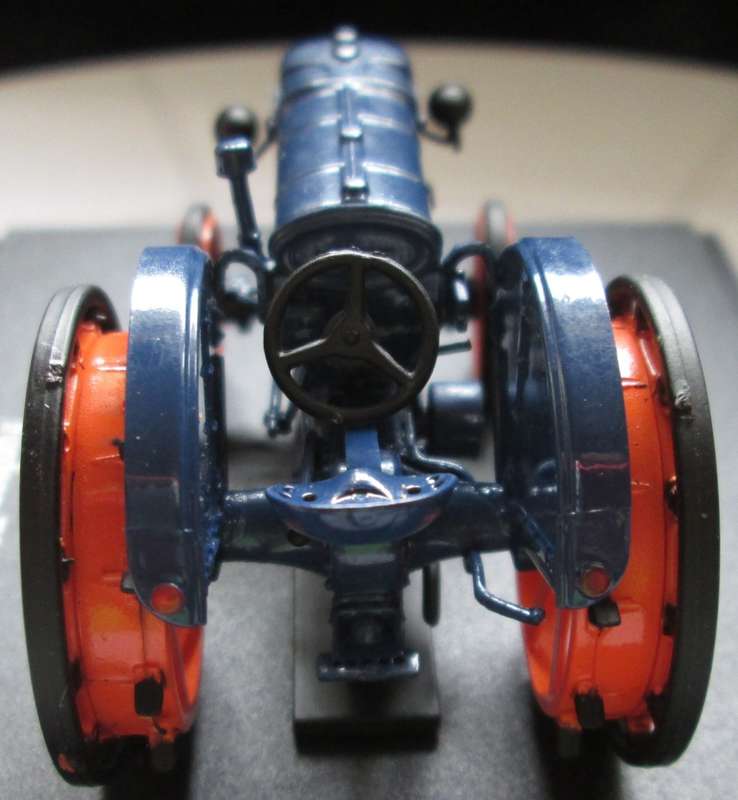 Scale Model-Tractor-Fordson E27N-1945-Blue