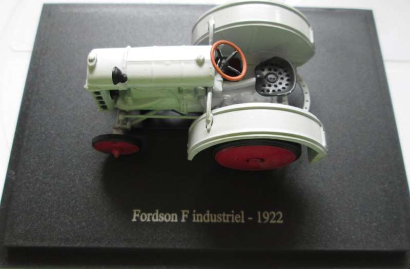 Scale Model-Tractor-Fordson F Industriel-1922