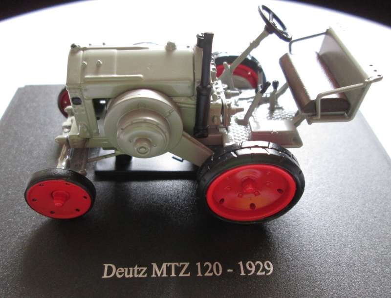 Scale Model-Tractor-Deutz MTZ 120-1929