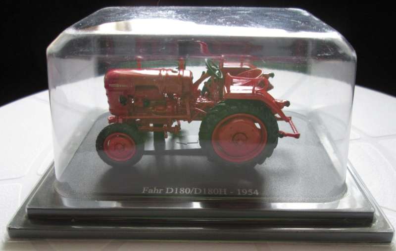 Scale Model-Tractor-Fahr D180/D180H-1954-Red