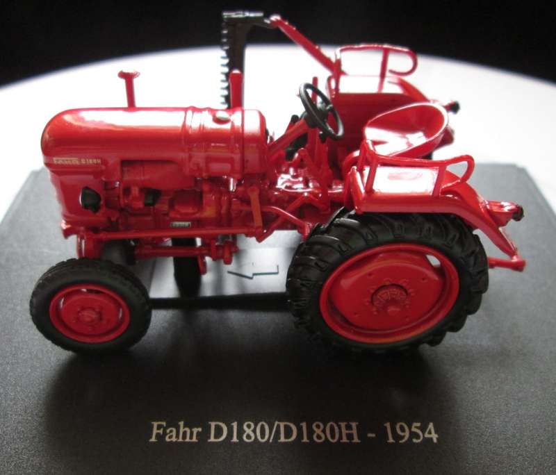 Scale Model-Tractor-Fahr D180/D180H-1954-Red