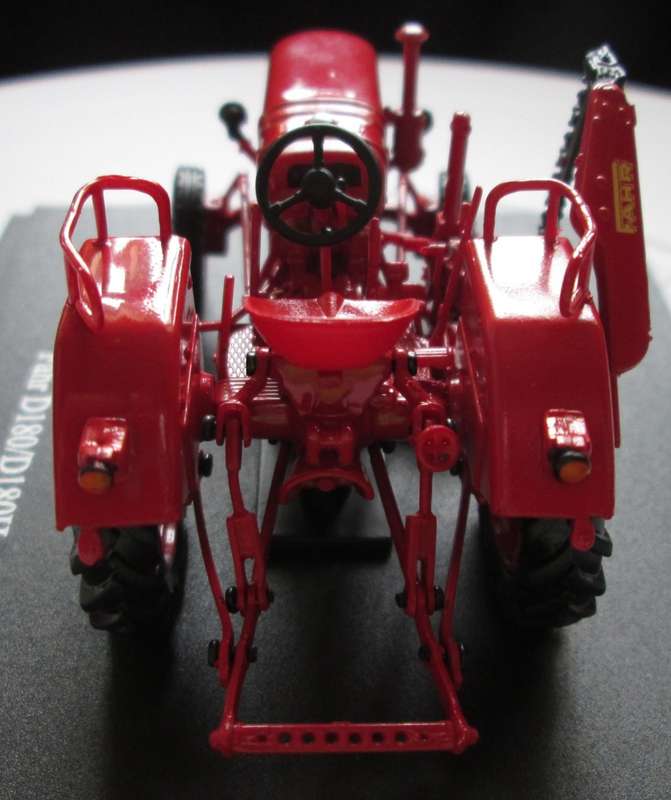Scale Model-Tractor-Fahr D180/D180H-1954-Red