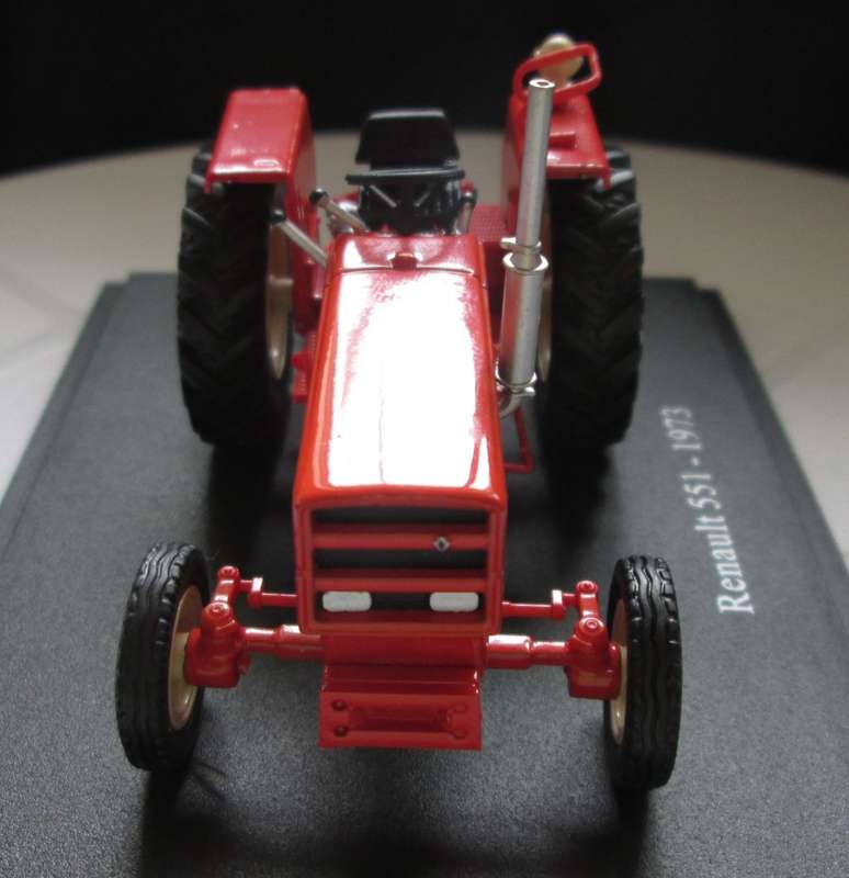 Scale Model-Tractor-Renault 551-1973-Orange