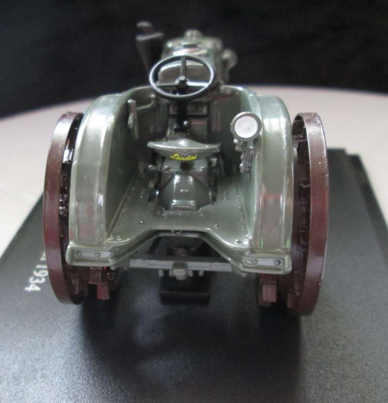 Scale Model-Tractor-Super Landini-1934