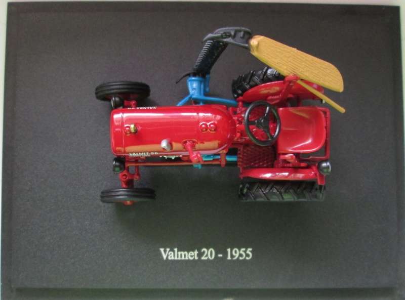 Scale Model-Tractor-Valmet 20-1955-Red