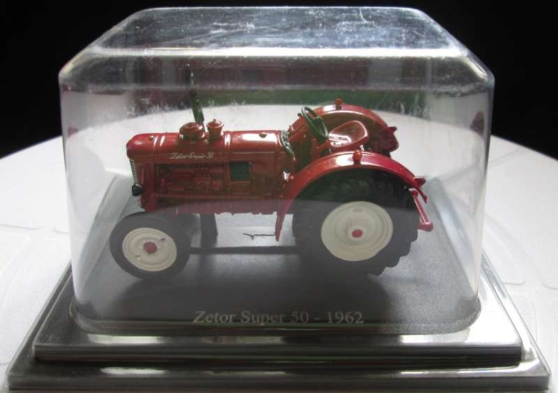 Scale Model-Tractor-Zetor Super 50-1962-Red