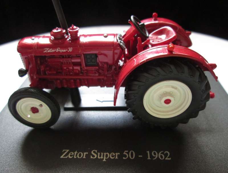 Scale Model-Tractor-Zetor Super 50-1962-Red