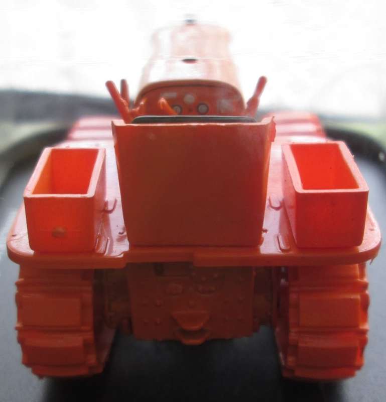 Hachette Partworks-Scale Model-Hotchkiss 30/40-1948-Orange