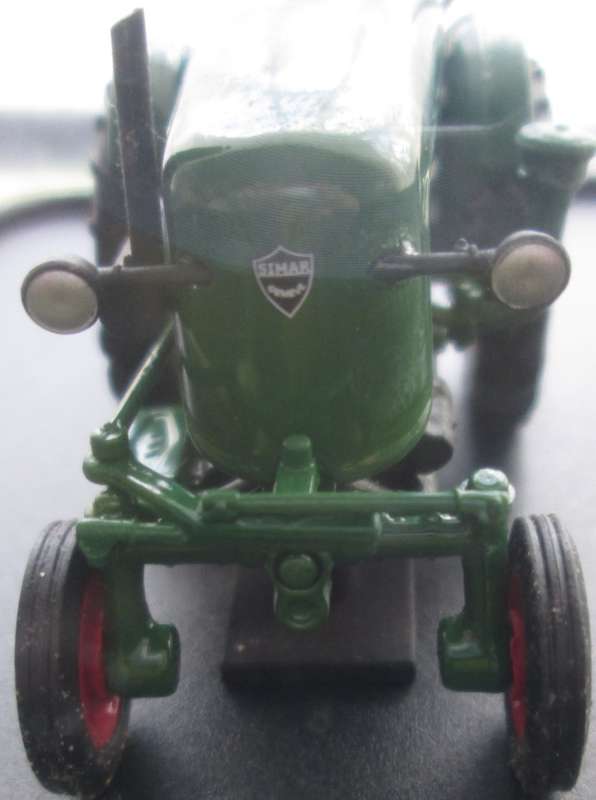 Hachette Partworks-Scale Model-Tractor-Simar T100A-1958-Green