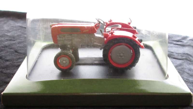 Hachette Partworks-Scale Model-Tractor-Bautz 300 TD-1960